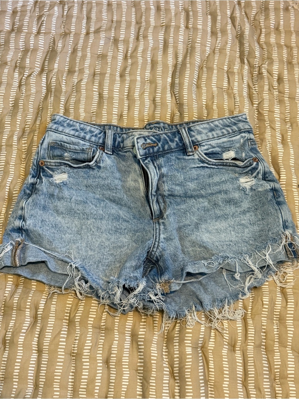 American Eagle Outfitters Light Blue High-Rise Frayed Denim Shorts
